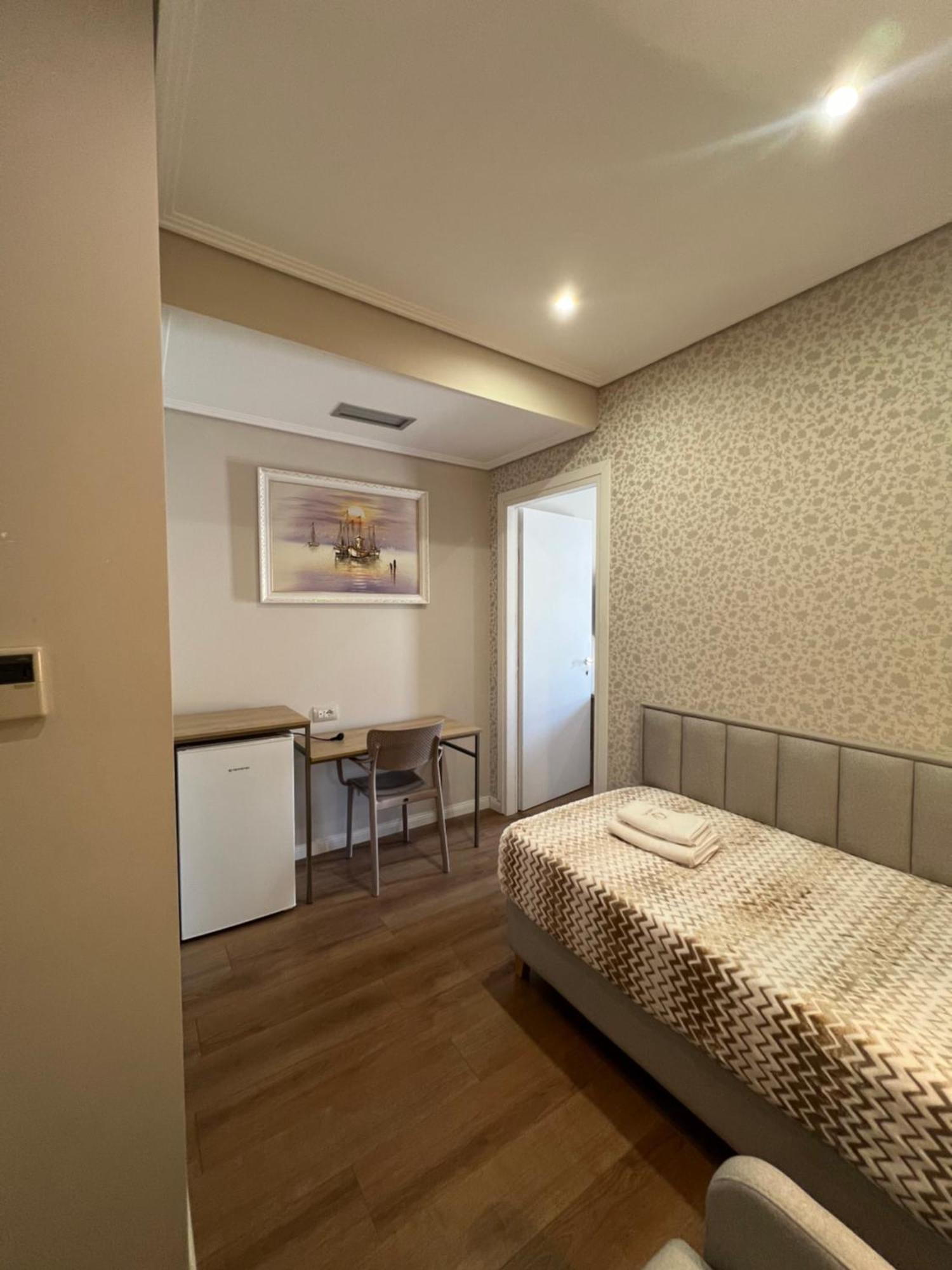 Class Hotel Ksamil Exterior photo
